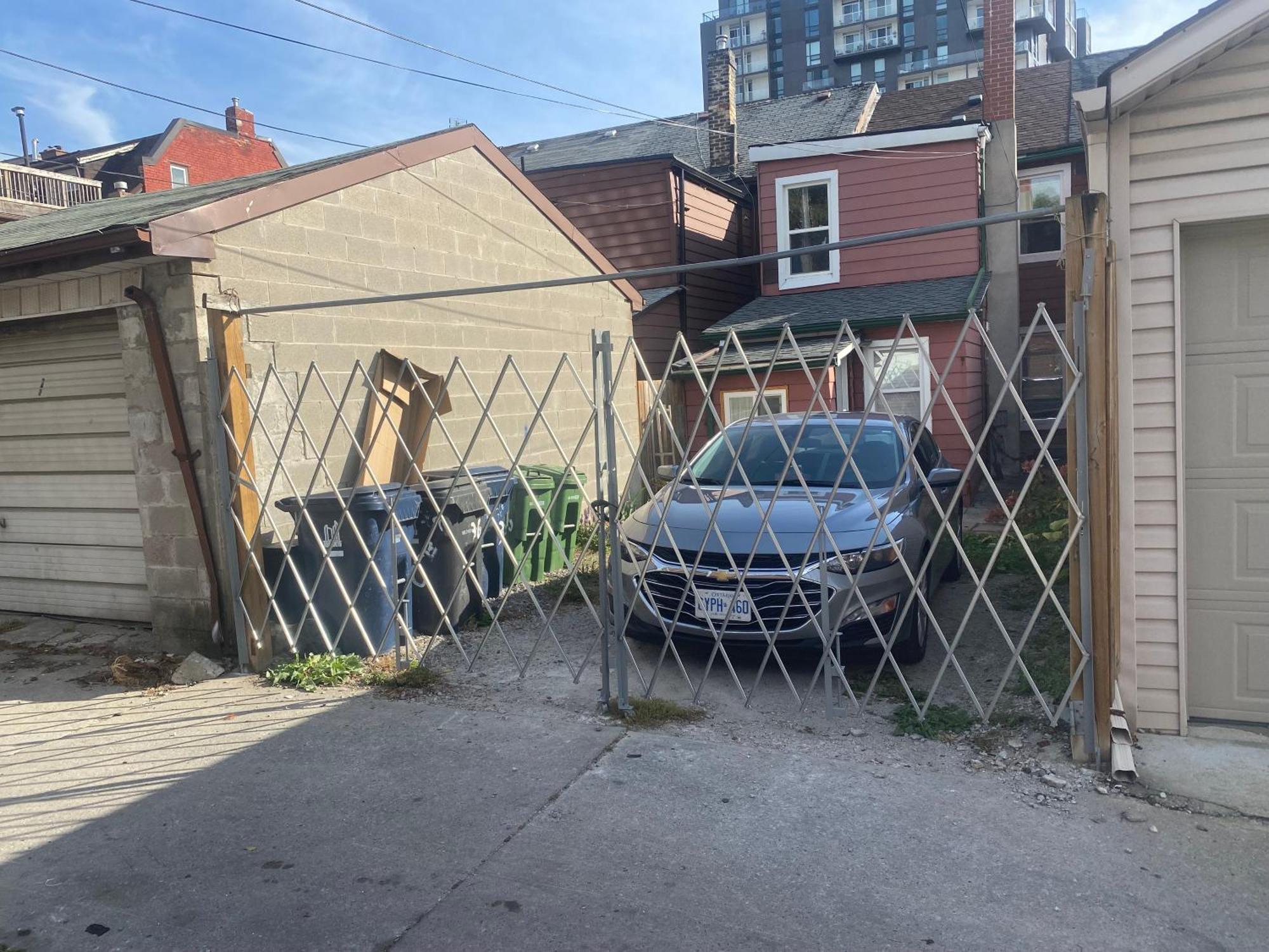 Budget Quad Room With En Suite Bathroom 36B Toronto Extérieur photo